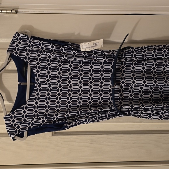 R&K BRAND WOMEN'S NAVY BLUE & WHITE ASYMMETRICAL SLEEVELESS SUMMER DRESS SIZE 12 - Picture 3 of 16